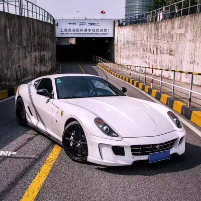 Ferrari 599 Bodies Kit için 599 VORS Upgraded Style Ön ve arka tampon Yan etek Spoiler Karbon Fiber Bodies Kit