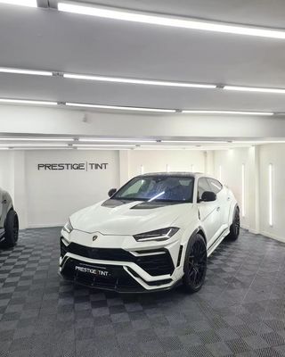 Lamborghini Urus Karbon fiber gövde Kit URUS 1016 tarzı karbon fiber ön dudak difüzörü spoiler kapot tekerlek kemeri
