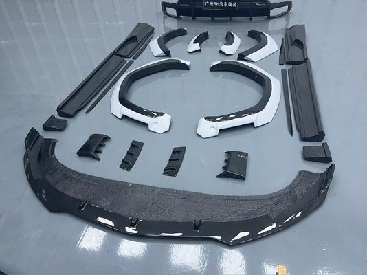 Lamborghini Urus Karbon fiber gövde Kit URUS 1016 tarzı karbon fiber ön dudak difüzörü spoiler kapot tekerlek kemeri