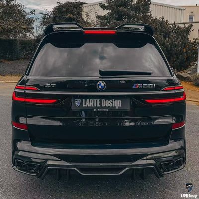 BMW X7 Karbon fiber Body Kit X7 LD tarzı Karbon fiber ön dudak difüzörü Spoiler kapot tekerlek kemeri
