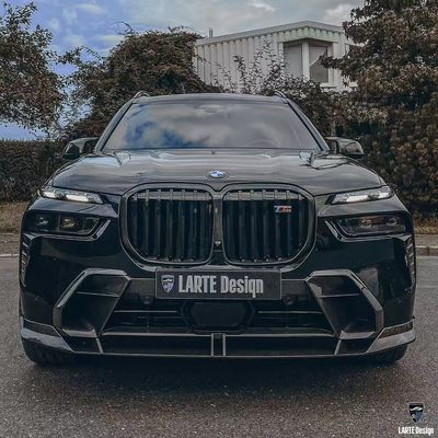 BMW X7 Karbon fiber Body Kit X7 LD tarzı Karbon fiber ön dudak difüzörü Spoiler kapot tekerlek kemeri