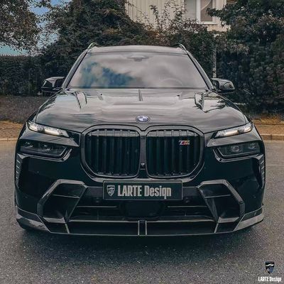 BMW X7 Karbon fiber Body Kit X7 LD tarzı Karbon fiber ön dudak difüzörü Spoiler kapot tekerlek kemeri