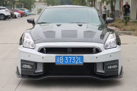 Nissan GTR Karbon fiber gövde Kit GTR r35 2024nismo tarzı yükseltilmiş ön ve arka tampon spoilerleri kaputu koruyucuları