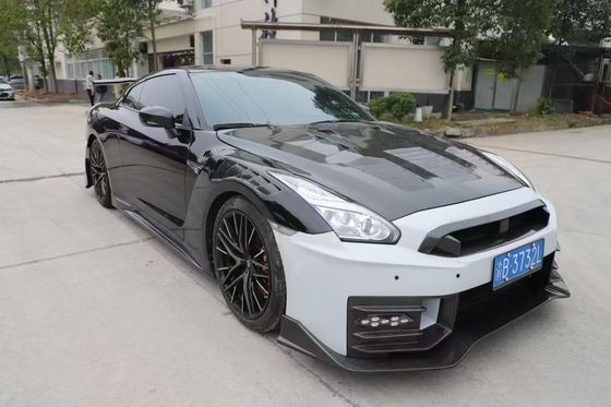Nissan GTR Karbon fiber gövde Kit GTR r35 2024nismo tarzı yükseltilmiş ön ve arka tampon spoilerleri kaputu koruyucuları