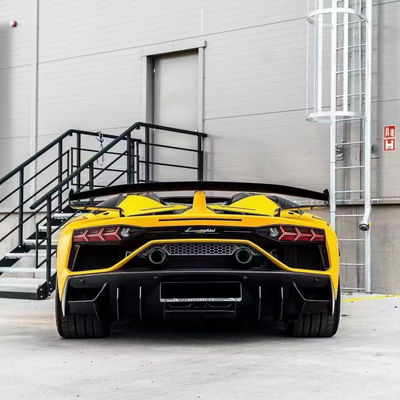 Lamborghini Aventador LP700 LP720 Karbon Fiber Bodies Kit Aventador SVJ Stil Ön ve Arka Bumper Spoiler Bodies Kit