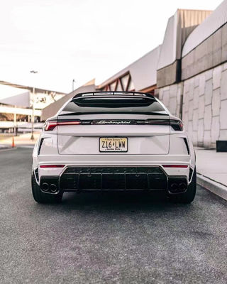 Lamborghini Urus Body Kit için Otomatik Parçalar Urus Upgrades 1016 tarzı Front Scoop Diffuser Spoiler Widebody Kit
