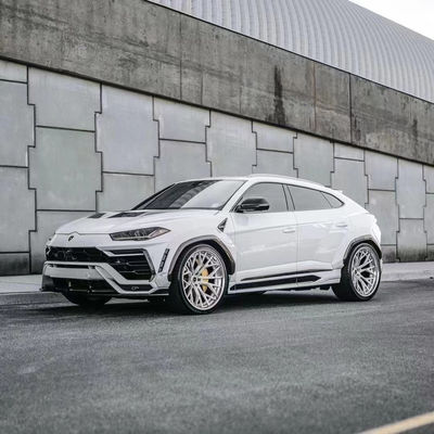 Lamborghini Urus Body Kit için Otomatik Parçalar Urus Upgrades 1016 tarzı Front Scoop Diffuser Spoiler Widebody Kit