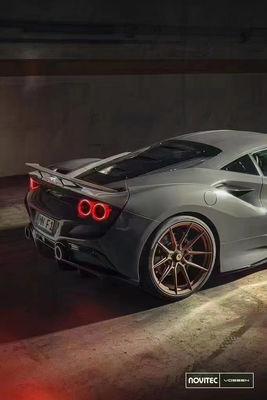 Yenilikçi Tarzı Karbon Fiber Bodies Kit Ferrari F8 Karbon Fiber Bodies Kit Ön Kürek Arka Diffuser Spoiler