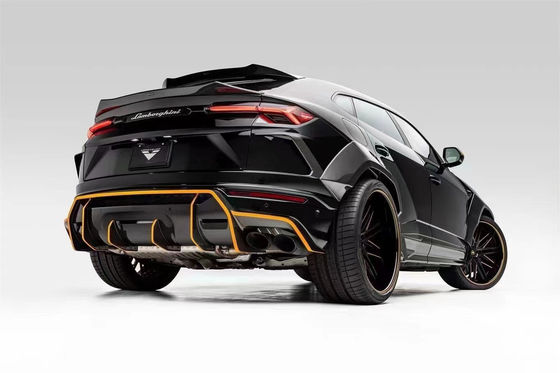 Lamborghini Urus Karbon Fiber Bodies Kit için Urus Yükseltilmiş VORS Tarzı Karbon Fiber Ön Dudak Diffuser Spoiler Hood geniş gövde ile