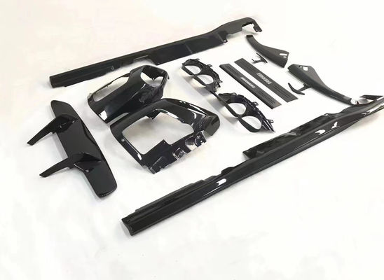Ferrari 812 için Kuru Karbon Elyafı Karbon Elyafı Beden Kiti 812 Nivic Tarzı Geliştirilmiş Ön Dudak Diffuser Spoiler Hood