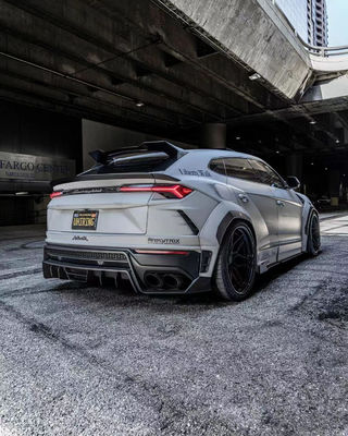 LB Stili Lamborghini URUS Karbon Fiber Bodies Kit Urus Karbon Fiber Front Lip Diffuser Spoiler Wide Body Kit