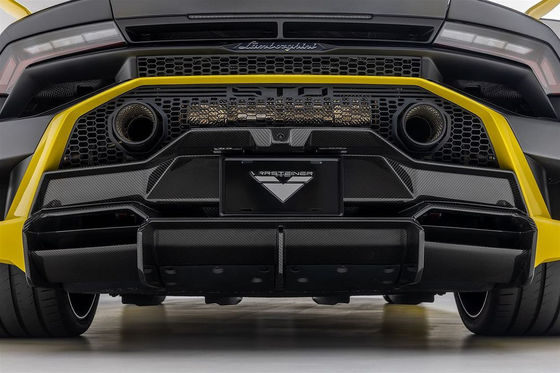 Lamborghini için STO Karbon Fiber Body Kit STO Yükseltilmiş Vors Stili Ön Dudak Difüzörü Yan Etek Kapuk Karbon Fiber Body Kit