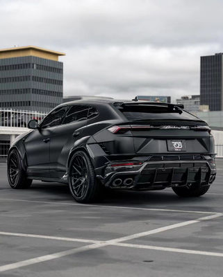 Siyah Lamborghini Vücut URUS Gelişmiş 1016 Hood Spoiler Geniş Vücut Kiti
