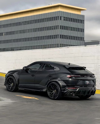 Siyah Lamborghini Vücut URUS Gelişmiş 1016 Hood Spoiler Geniş Vücut Kiti