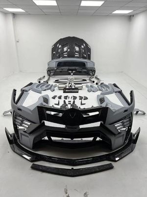 Yeni Lamborghini URUS Vücut MSY Tarzı Ön ve Arka Tampon Araba Otomatik Parçaları