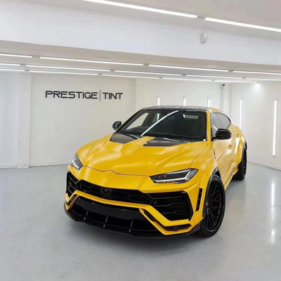 1016 Şık Lamborghini Vücut Kiti Urus Karbon Fiber Ön Dudak Diffuser Spoiler Hood Beyaz