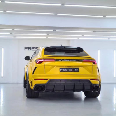 1016 Şık Lamborghini Vücut Kiti Urus Karbon Fiber Ön Dudak Diffuser Spoiler Hood Beyaz
