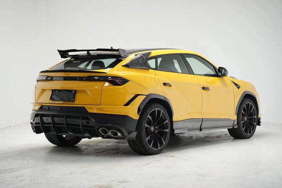 URUS Lamborghini Body Kit 2018-2019 Karbon Fiber Ön Dudak Difüzörü Urus Wide Body Kit
