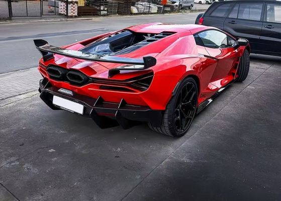 Revuelto Lamborghini Body Kit DMC Tarzı Kırmızı Karbon Fiber Spoiler Wing