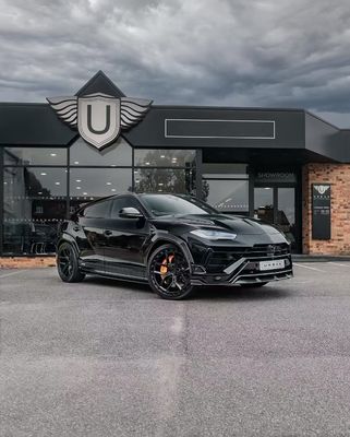 Urus Lamborghini Body Kit UB Stili Ön Dudak Diffuser Spoiler Lamborghini Geniş Vücut Urus