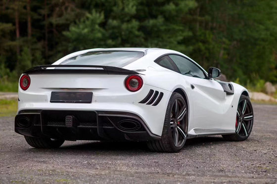Ferrari F12 için Kuru Karbon Fiber Bodies Kit F12 Yükseltilmiş MSY Tarzı Ön ve Arka Bumper Spoiler Hood