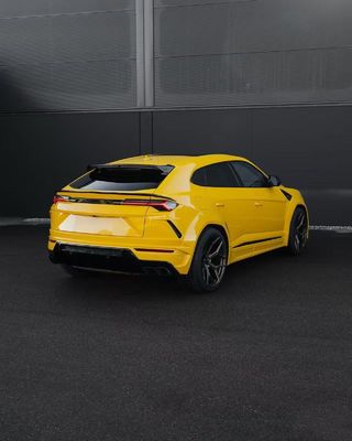 Sarı Lamborghini Urus Body Kit Karbon Fiber Ön Dudak Lüks Araba Diffuser Geniş Vücut Kit