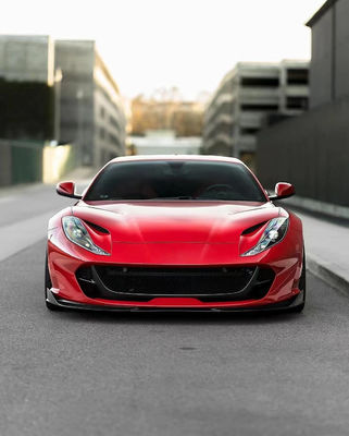 1016 Ferrari Body Kit 812 190mm Karbon Fiber ön tampon difüzörü Spoiler