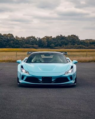 F8 Ferrari Otomatik Beden Kit LB Stili Mavi Karbon Elyafı Spoiler Dudak Geniş Beden Kit Tekerlek kemeri