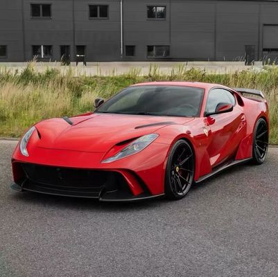 Ferrari 812 Karbon Vücut Kitleri Ön ve Arka Bumper Geniş Vücut Kitleri 2017 - 2019