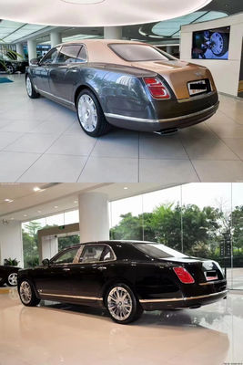 Bentley Mulsanne'ye yeni ön ve arka tampon farları ve arka lambalar eklendi.