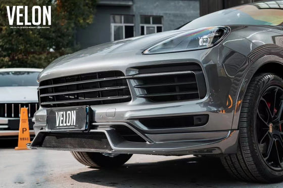 Değiştirme 2019 Porsche Cayenne Body Kit Side Skirts Kuru Karbon Fiber Diffuser Spoiler