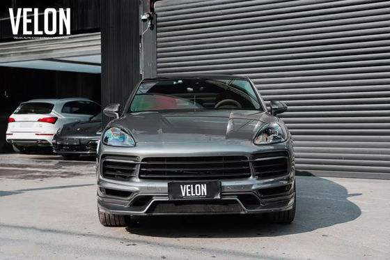 Değiştirme 2019 Porsche Cayenne Body Kit Side Skirts Kuru Karbon Fiber Diffuser Spoiler