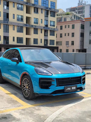 2019 Black Porsche Cayenne Body Kit TH Style Motor kapağı Kuru Karbon Fiber