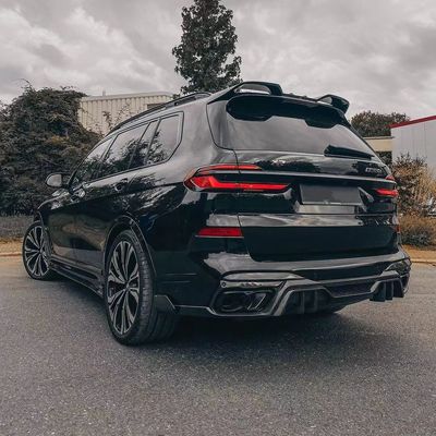 BMW X7 Karbon Fiber Body Kit için X7 LD tarzı yükseltilmiş Karbon Fiber Front Lip Diffuser Spoiler Hood Body Kit