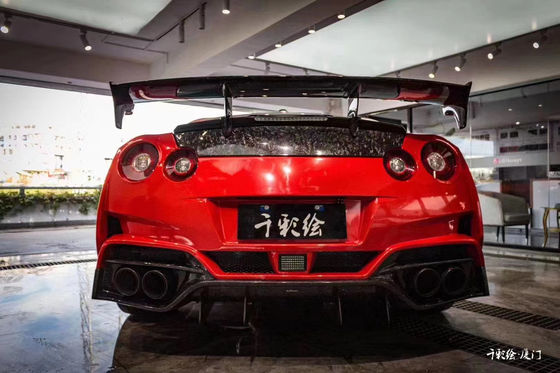 Nissan GTR Body Kit için GTR R35 VARIS tarzı Karbon Fiber Ön ve Arka Tampon Spoiler Body Kit'i yükseltti