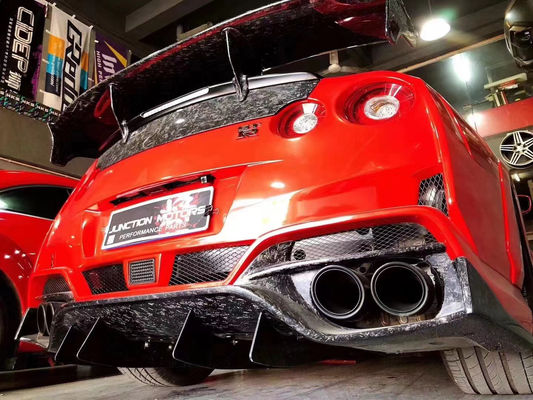 Nissan GTR Body Kit için GTR R35 VARIS tarzı Karbon Fiber Ön ve Arka Tampon Spoiler Body Kit'i yükseltti