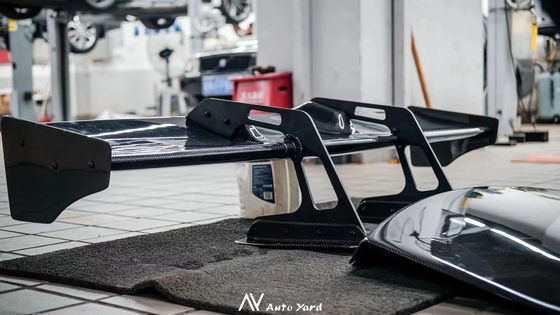 Gümüş GTR Nissan Body Kit LB Style Spoiler Araç Ördek Kuyruk Fin Body Kit Spoiler
