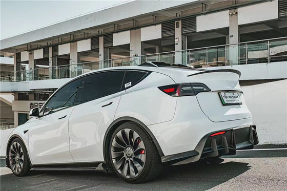 Tesla için Otomobil Parçaları MODEL Y Karbon Fiber Body Kit MODEL Y MIW tarzı yükseltilmiş Karbon Fiber Ön Kürek Diffuser Spoilerbody Kit