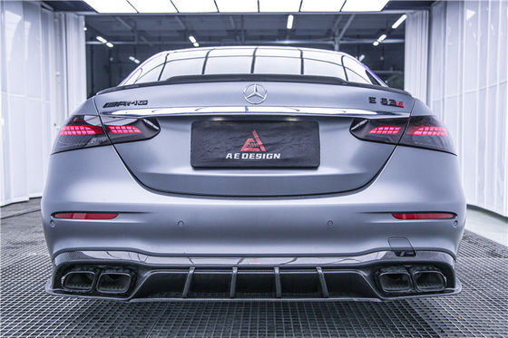 Mercedes E63S E63s için Otomobil Parçaları Karbon Fiber Body Kit Karbon Fiber Front Scoop Diffuser Spoiler Karbon Fiber Hood