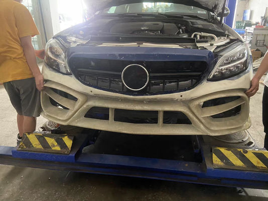 Mercedes W205 C180 C260 C300 Vücut Keti için Otomatik Parçalar W205 C180 C260 C300 IMP Stili Geliştirilmiş Ön Tampon Vücut Keti