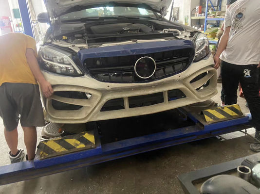 Mercedes W205 C180 C260 C300 Vücut Keti için Otomatik Parçalar W205 C180 C260 C300 IMP Stili Geliştirilmiş Ön Tampon Vücut Keti