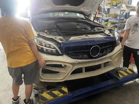 Mercedes W205 C180 C260 C300 Vücut Keti için Otomatik Parçalar W205 C180 C260 C300 IMP Stili Geliştirilmiş Ön Tampon Vücut Keti