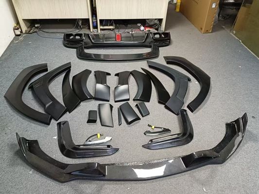X166 Mercedes Geniş Vücut Kit GLS450 GLS63 2015 Ön Dudak Spoiler Geniş Vücut Kit